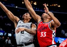 NBA'de Spurs, Clippers'ı parkeden sildi! Seri 11'e &ccedil;ıktı