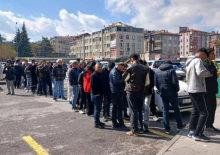 En ucuz bilet 3 bin TL olan S&uuml;per Lig ma&ccedil;ına taraftar kuyruğu!