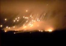 İsrail, L&uuml;bnan'ı yasaklı fosfor bombasıyla vurdu