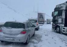 Ulaşım durma noktasına geldi: &Ccedil;ok sayıda ekip b&ouml;lgede!