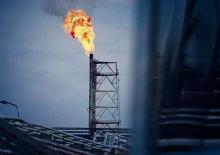 ABD, Avrupa'yı u&ccedil;uruma s&uuml;r&uuml;kl&uuml;yor! "Abluka" tehdidi fiyatları y&uuml;kseltti