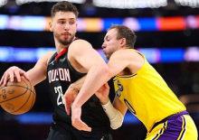 Alperen direndi ama yetmedi! Rockets'a play-off'ta ilk darbe