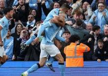 Bir Arsenal klasiği! Zirveyi son haftalarda tehlikeye attılar