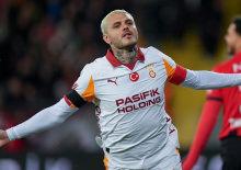 Gol orucunu bozan Icardi, 2 dakikada rekor kırdı