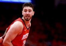 Alperen'in double-double'ı yetmedi! Seri 3-0'a geldi