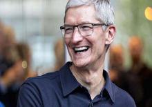 Apple'da b&uuml;y&uuml;k değişim! Tim Cook koltuğu bırakıyor