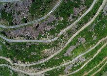 En deneyimli şof&ouml;rler bile korkuyor! D&uuml;nyanın en zor yolları