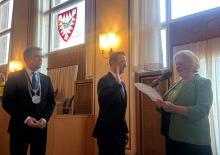 Kiel&rsquo;de tarihi an: T&uuml;rk k&ouml;kenli başkan g&ouml;reve başladı!