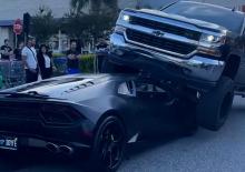 Lamborghini&rsquo;yi g&ouml;rmedi, &uuml;zerine &ccedil;ıktı!