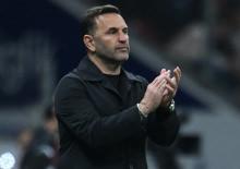 Okan Buruk'tan ıslıklanan oyuncusuna destek