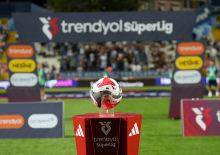 S&uuml;per Lig'de 32. haftanın programı belli oldu! Aynı saatte 3 kritik ma&ccedil;