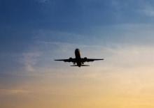 Tahran&rsquo;da u&ccedil;uşlar yeniden başladı