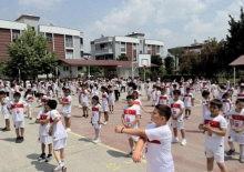 Arda G&uuml;ler'den minik &ccedil;ocukların &ccedil;ağrısına duygusal cevap!