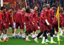 Galatasaray Samsunspor ma&ccedil;ı kamp kadrosunu a&ccedil;ıkladı! 2 eksik var