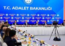 Bakan G&uuml;rlek'ten a&ccedil;ıklama: Konkordato s&uuml;reci k&ouml;t&uuml;ye kullanılıyor