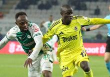 Fenerbah&ccedil;e, 'Şampiyonlar Ligi' i&ccedil;in sahada! 2 eksik var