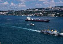 İstanbul Boğazı'ndan &uuml;&ccedil; ayda 9 bin 195 gemi ge&ccedil;ti