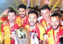 G.Saray'da 6 kupa kazandı! 39 yaşında TFF 3. Lig ekibine imza attı