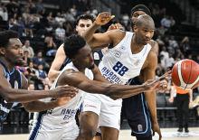 Anadolu Efes seride 1-0 &ouml;ne ge&ccedil;ti