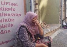 65 yaşındaki kadını lafa tutup, pazarda kazandığı &uuml;&ccedil; kuruşu &ccedil;aldılar