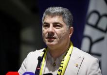 Hakan Safi'den İrfan Can Kahveci a&ccedil;ıklaması! "Maaşını ben &ouml;d&uuml;yorum"