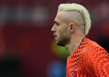 Barış Alper Yılmaz'dan D&uuml;nya Kupası'na &ouml;zel sa&ccedil; stili!