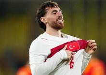 Montella'dan Avustralya ma&ccedil;ı &ouml;ncesi Orkun K&ouml;k&ccedil;&uuml; kararı!