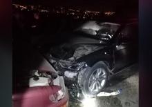 İki otomobil &ccedil;arpıştı: Eski milletvekili ile 2 kişi yaralandı