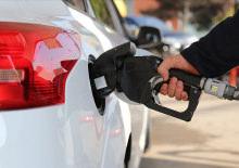 Pompada indirim fırtınası! Motorine &uuml;st &uuml;ste 3, benzine dev indirim: İşte g&uuml;ncel rakamlar