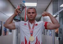 Bunu başaran ilk T&uuml;rk sporcu: Hi&ccedil; ma&ccedil; yapmadan şampiyon oldu
