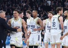 Fenerbah&ccedil;e'de ayrılık a&ccedil;ıklandı! Yıldız isme veda edildi