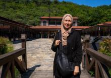 T&uuml;rk dizileri hayatını değiştirdi! ABD&rsquo;li Kristy Kous M&uuml;sl&uuml;man oldu