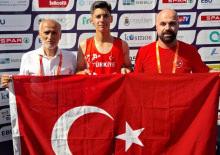 Fenerbah&ccedil;eli milli sporcudan İtalya'da bronz madalya