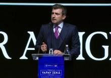Sel&ccedil;uk Bayraktar'ın konuşması yeniden g&uuml;ndem oldu: Modern d&uuml;nyanın g&ouml;n&uuml;ll&uuml; k&ouml;lelik fermanı