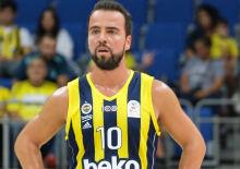 Fenerbah&ccedil;e kaptanıyla yeni s&ouml;zleşme imzaladı!