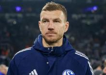 40 yaşındaki Dzeko'dan 1 yıllık anlaşma
