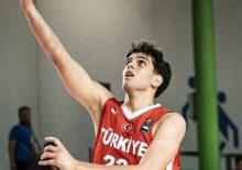 Son &ccedil;eyrekte nefesler kesildi! U18 Milliler, Sırbistan'ı devirdi