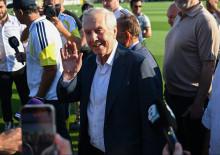 Fenerbah&ccedil;e antrenmanında Aziz Yıldırım s&uuml;rprizi