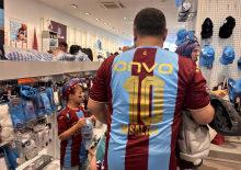 Trabzon'da 'Salah' forması &ccedil;ılgınlığı!
