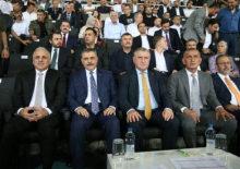 Bakanlar ve TFF Başkanı Amedspor-Erzurumspor ma&ccedil;ını trib&uuml;nde takip etti