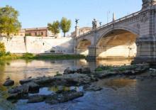 Roma&rsquo;da Tiber Nehri &ccedil;ekildi, 2 bin yıllık tarih ortaya &ccedil;ıktı!