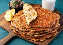 3 şehirde at ve eşek eti skandalı! Lahmacundan kavurmaya...