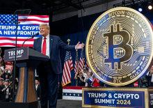 Kripto piyasasında tarihi sı&ccedil;rama! Trump'ın hamlesi 500 milyar dolar ekledi