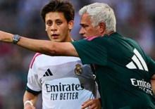 Mourinho, Arda'yı &ouml;vd&uuml; ve yeni pozisyonunu işaret etti