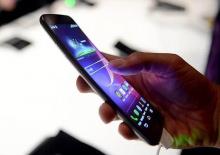 Telefonunuz sizi dinliyor olabilir! Uygulama y&uuml;klerken bu detaya dikkat!