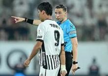Tartışmalı hakeme tam not! Sosyal medya karıştı
