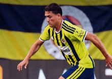 Fenerbah&ccedil;e'de ayrılık! S&uuml;per Lig ekibine gitti