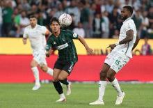 10 kişi kalan Konyaspor, K&ouml;rfez'e direnemedi! Goller son b&ouml;l&uuml;mde geldi