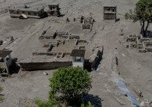 Nepal'de felaketin boyutu ortaya &ccedil;ıkıyor