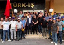 Alacakları &ouml;denen Doruk Madencilik mağduru iş&ccedil;iler, Başkan Atalay'a teşekk&uuml;r etti